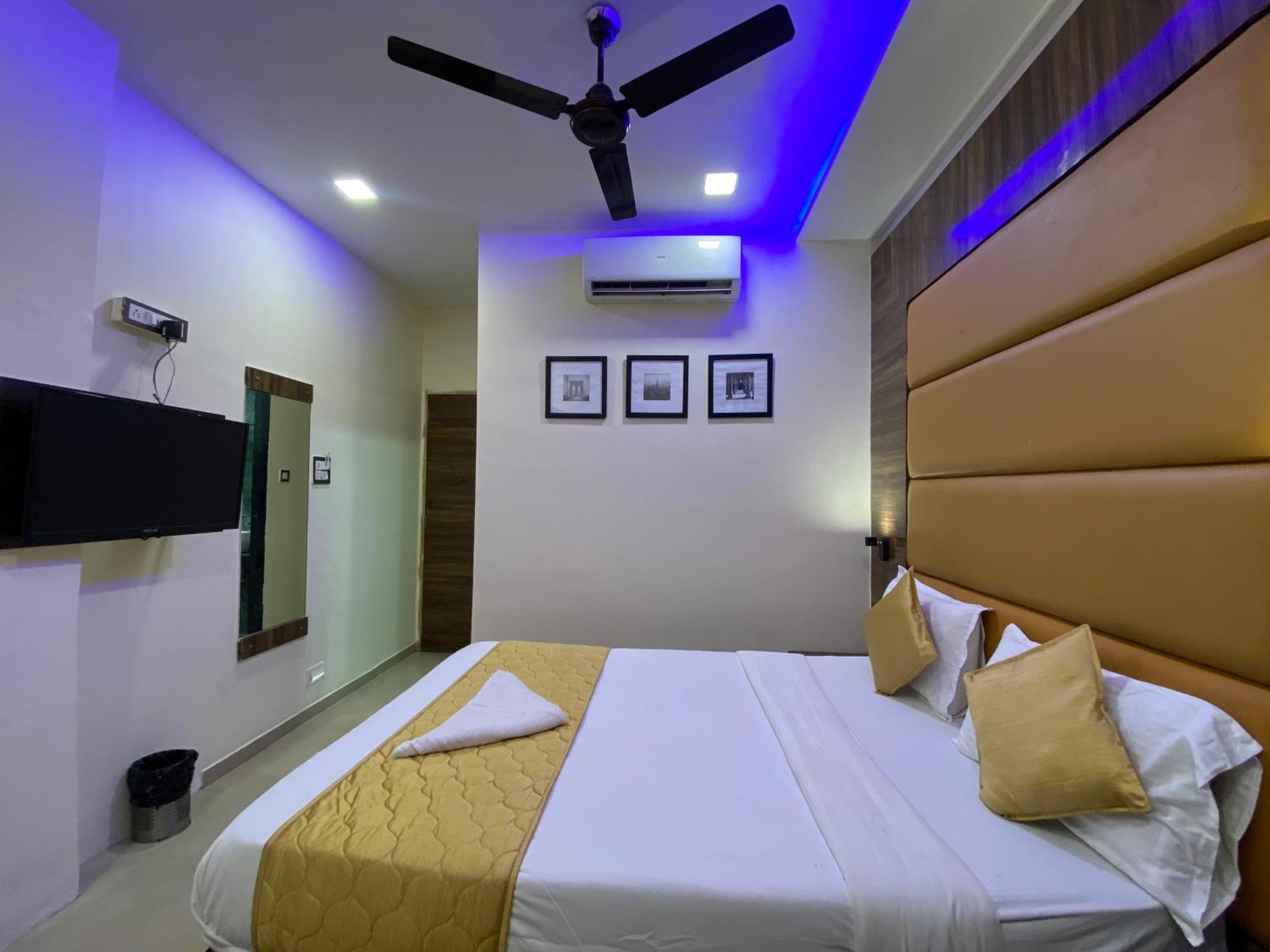 Hotel Blue Wellington - Near Mumbai Airport חדר תמונה