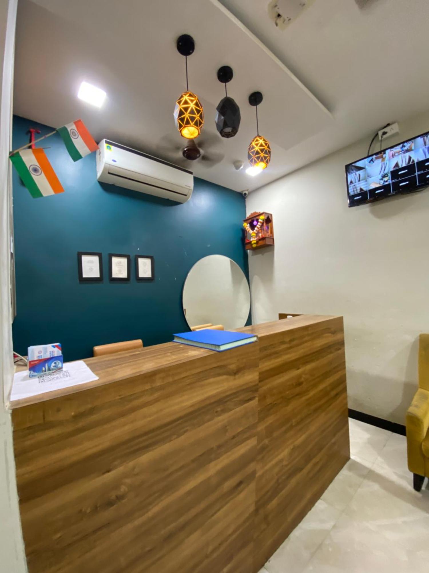 Hotel Blue Wellington - Near Mumbai Airport מראה חיצוני תמונה
